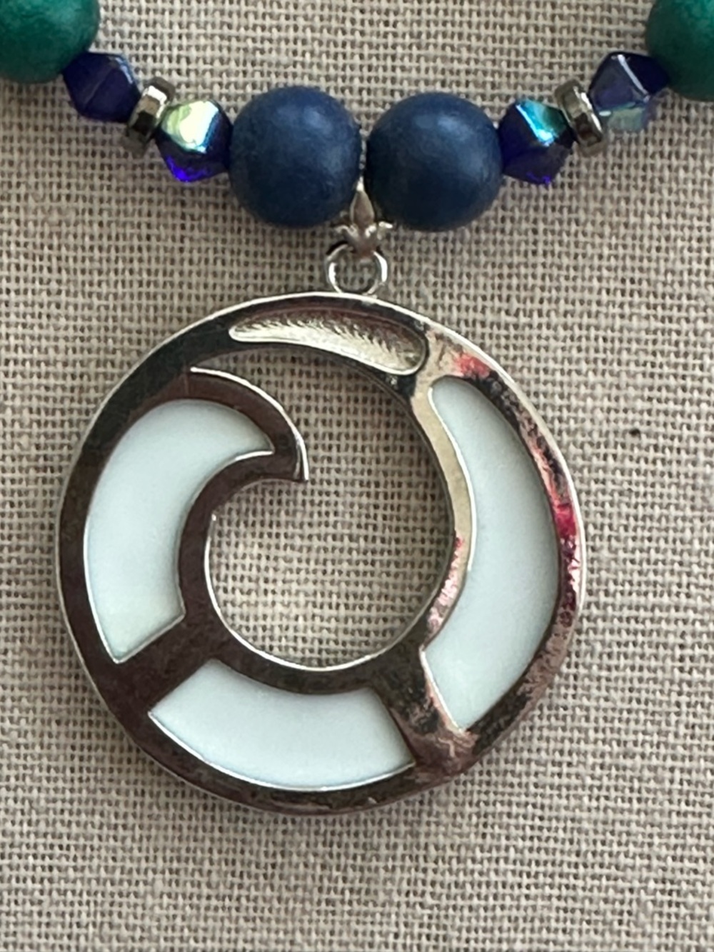 22 inch Abalone Shell bead necklace NWOT - Picture 7 of 15